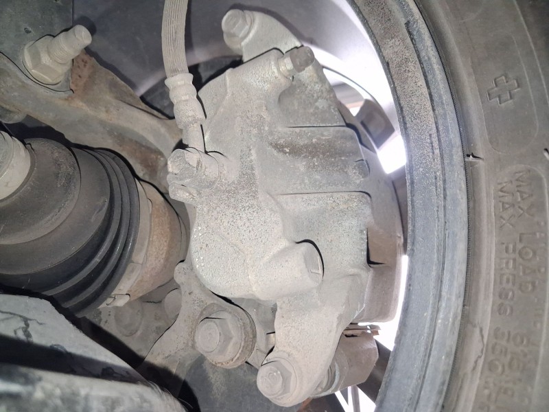 Recambio de pinza freno delantera izquierda para nissan leaf (ze1) electric referencia OEM IAM 410115TA0A  