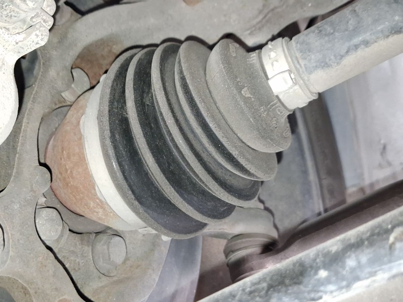 Recambio de transmision delantera derecha para nissan leaf (ze1) electric referencia OEM IAM 391005SA1C  