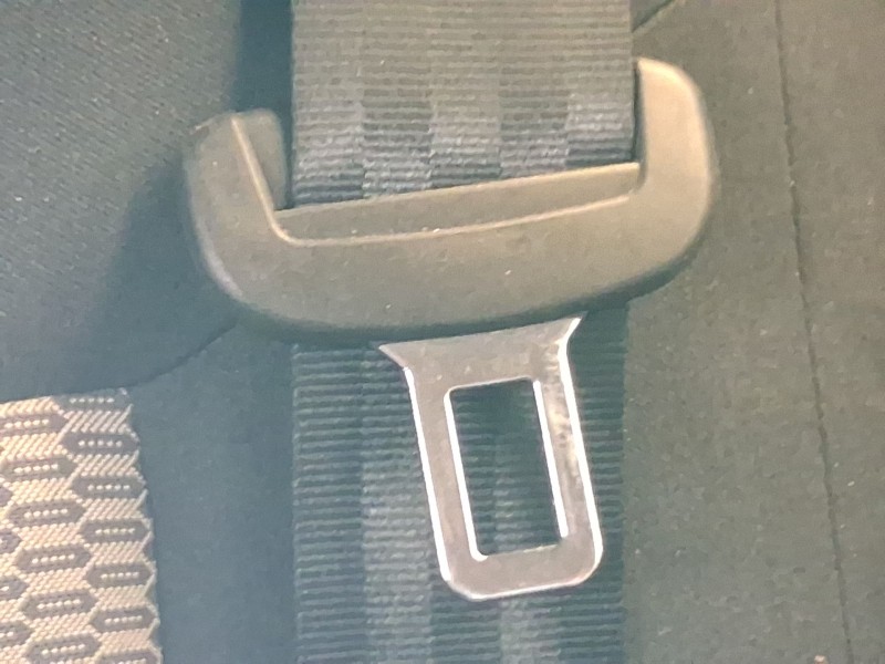 Recambio de cinturon seguridad trasero izquierdo para volkswagen polo v (6r1, 6c1) 1.6 tdi referencia OEM IAM 6C0857805FKZ  