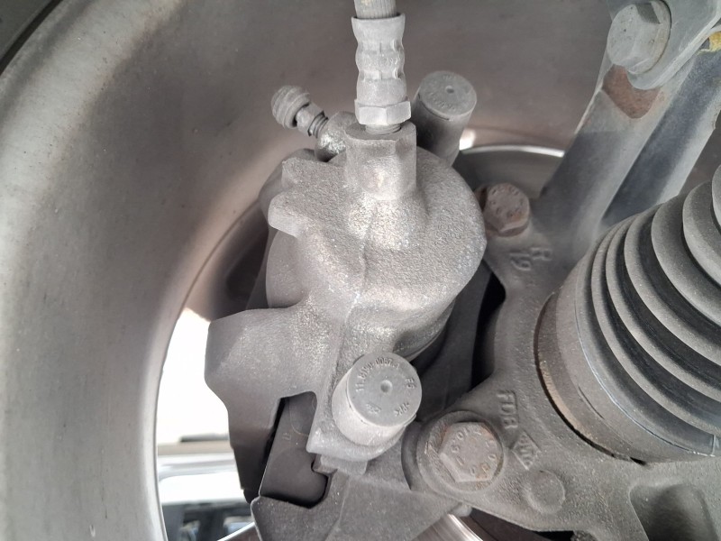 Recambio de pinza freno delantera derecha para renault clio iv (bh_) 0.9 tce 90 referencia OEM IAM 410014752R  