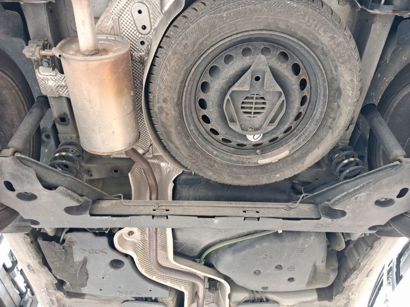 Recambio de puente trasero para renault clio iv (bh_) 0.9 tce 90 referencia OEM IAM 555118006R  