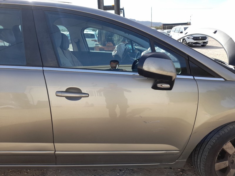 Recambio de puerta delantera derecha para peugeot 5008 (0u_, 0e_) 1.6 hdi referencia OEM IAM 9004AV ROZADA 