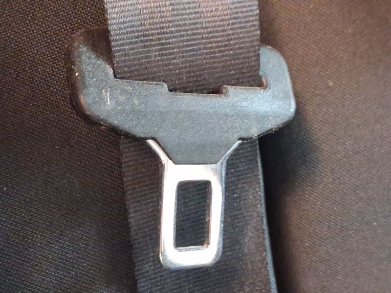Recambio de cinturon seguridad trasero derecho para renault clio iv (bh_) 0.9 tce 90 referencia OEM IAM 888404130R  