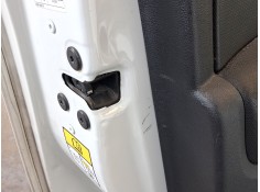 CERRADURA PUERTA DELANTERA IZQUIERDA 805033074R 