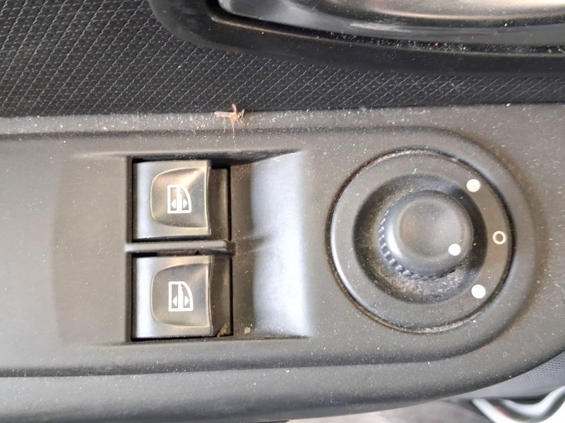 Recambio de mando elevalunas delantero izquierdo para renault clio iv (bh_) 0.9 tce 90 referencia OEM IAM 254118722R  
