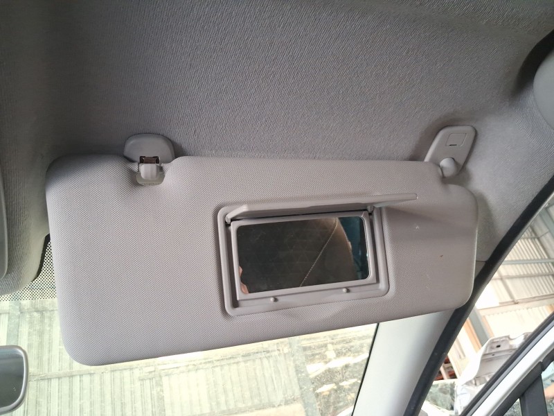 Recambio de parasol derecho para renault clio iv (bh_) 0.9 tce 90 referencia OEM IAM 964008139R  