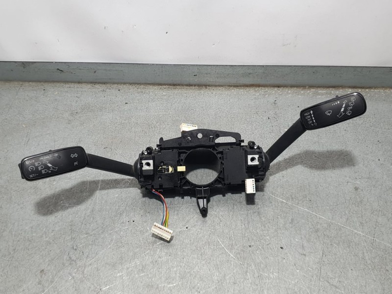 Recambio de mando luces y limpia para skoda octavia lim. (5e3) active referencia OEM IAM 5Q1953507B  