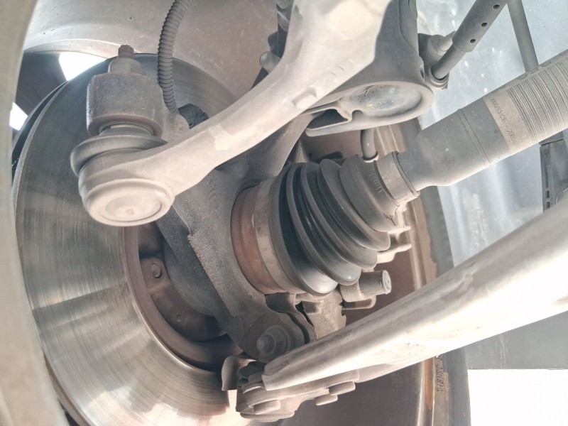 Recambio de mangueta delantera izquierda para peugeot 2008 ii (ud_, us_, uy_, uj_, ur_, uc_) e-2008 referencia OEM IAM 982653248