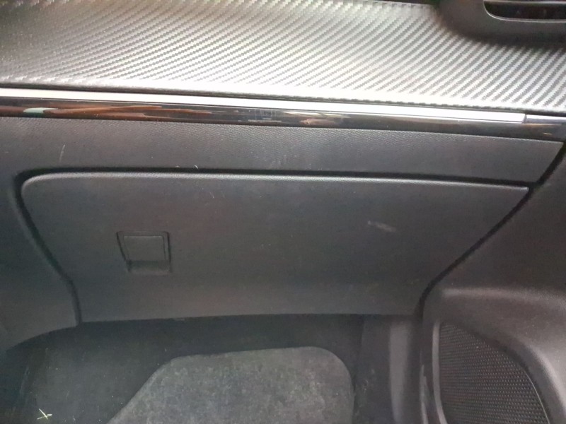 Recambio de guantera para peugeot 2008 ii (ud_, us_, uy_, uj_, ur_, uc_) e-2008 referencia OEM IAM 1662907180  