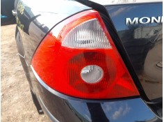 Recambio de piloto trasero izquierdo para ford mondeo iii sedán (b4y) 2.0 16v tddi / tdci referencia OEM IAM 1371861  