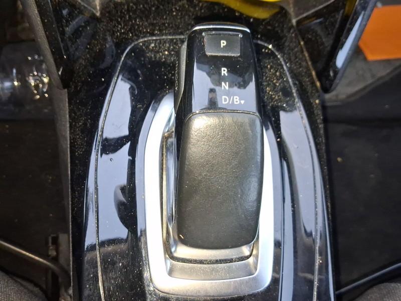 Recambio de palanca cambio para peugeot 2008 ii (ud_, us_, uy_, uj_, ur_, uc_) e-2008 referencia OEM IAM   