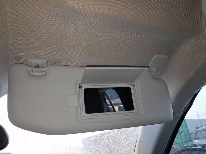 Recambio de parasol derecho para peugeot 2008 ii (ud_, us_, uy_, uj_, ur_, uc_) e-2008 referencia OEM IAM 98100807PR  