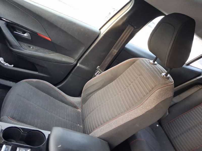Recambio de asiento delantero derecho para peugeot 2008 ii (ud_, us_, uy_, uj_, ur_, uc_) e-2008 referencia OEM IAM   