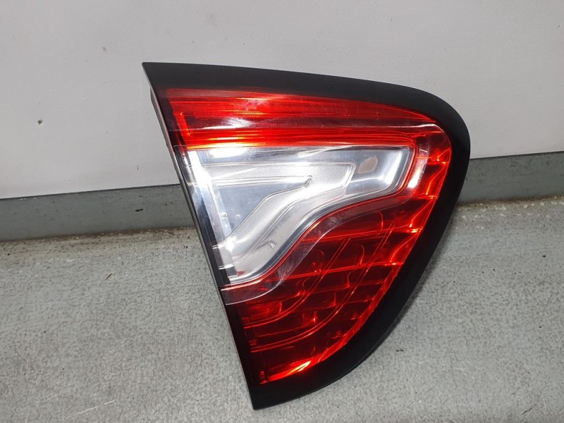 Recambio de piloto trasero izquierdo para renault captur expression referencia OEM IAM 265554078R  INTERIOR/REFLECTANTE