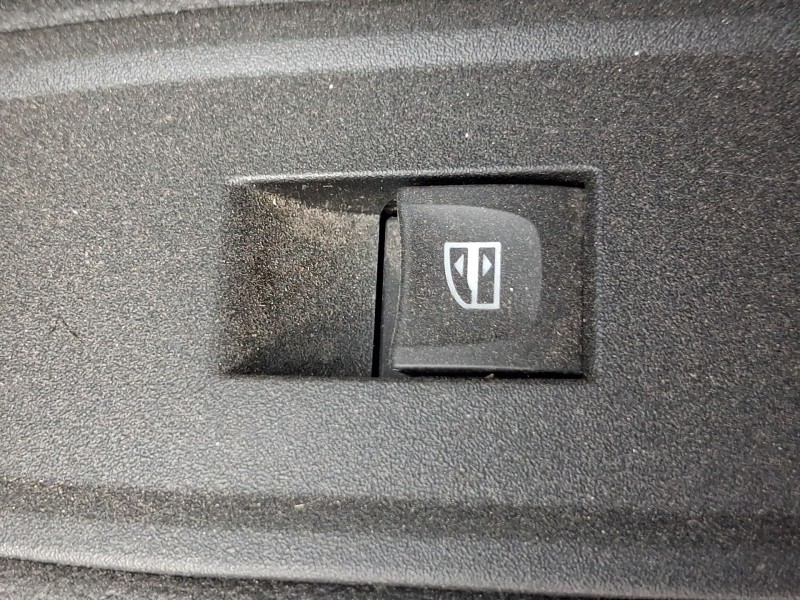 Recambio de mando elevalunas delantero derecho para renault kangoo iii furgoneta/monovolumen 1.5 blue dci 95 (fjab) referencia O