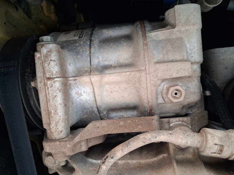 Recambio de compresor aire acondicionado para renault kangoo iii furgoneta/monovolumen 1.5 blue dci 95 (fjab) referencia OEM IAM