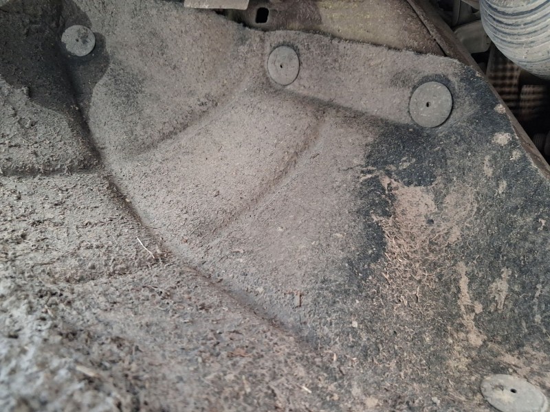 Recambio de plastico pase rueda del. dch. para renault kangoo iii furgoneta/monovolumen 1.5 blue dci 95 (fjab) referencia OEM IA