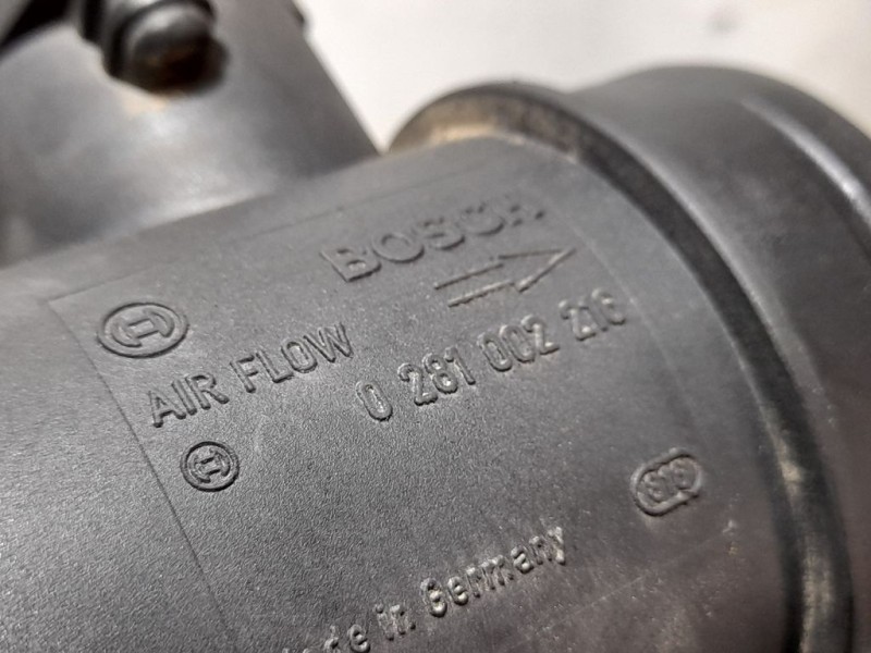 Recambio de caudalimetro para audi a4 berlina (b5) 1.9 tdi referencia OEM IAM 281002216  BOSCH