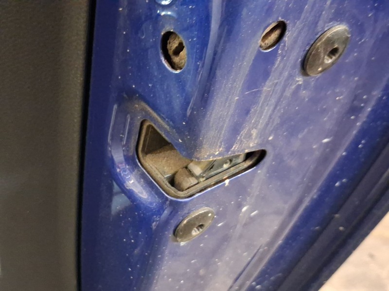 Recambio de cerradura puerta trasera derecha para seat arona (kj7, kjp) 1.0 tgi referencia OEM IAM 5TA839016P  