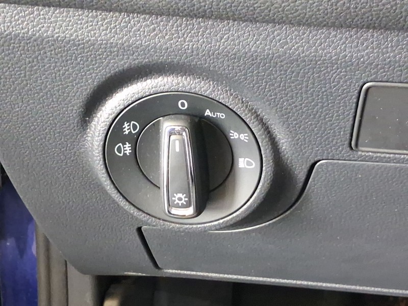 Recambio de mando luces para seat arona (kj7, kjp) 1.0 tgi referencia OEM IAM 5G0941431AFWZU  