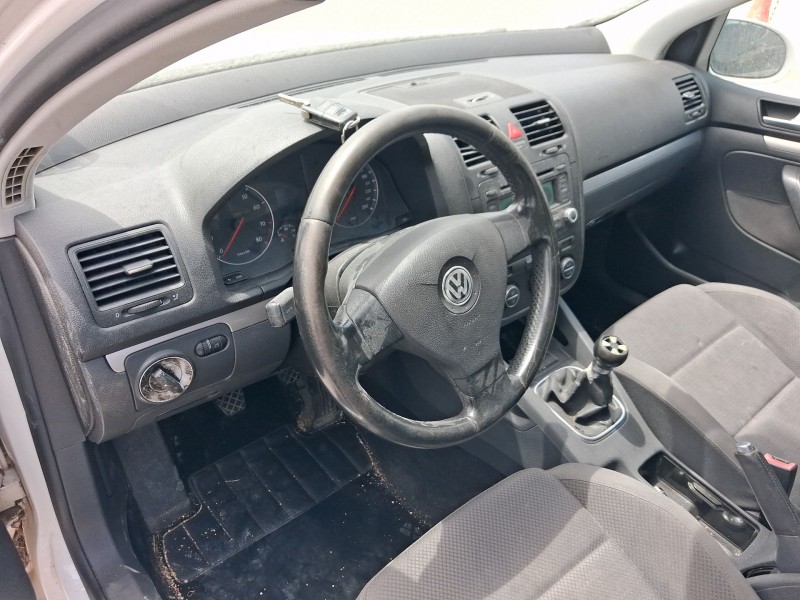 volkswagen golf v (1k1) del año 2006