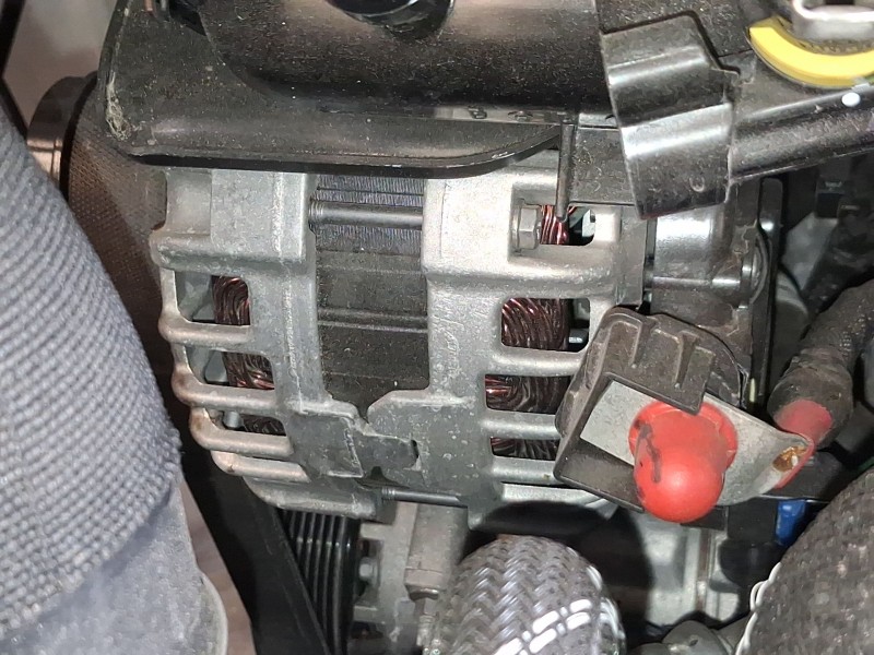 Recambio de alternador para renault captur ii (hf_) 1.0 tce 90 eco-g (hfm6) referencia OEM IAM 231005607R  