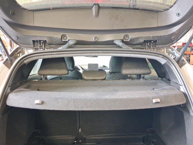 Recambio de bandeja trasera para renault captur ii (hf_) 1.0 tce 90 eco-g (hfm6) referencia OEM IAM 794202705R  