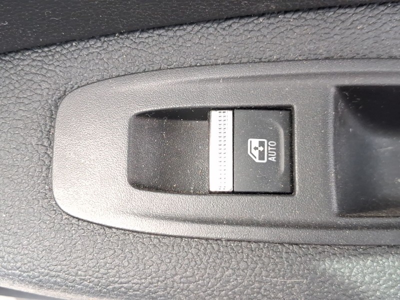 Recambio de mando elevalunas trasero derecho para renault captur ii (hf_) 1.0 tce 90 eco-g (hfm6) referencia OEM IAM 254114723R 