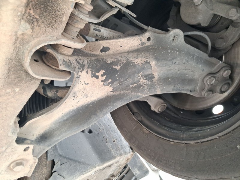 Recambio de brazo suspension inferior delantero izquierdo para renault kangoo / grand kangoo ii (kw0/1_) 1.5 dci 75 (kw07, kw10,