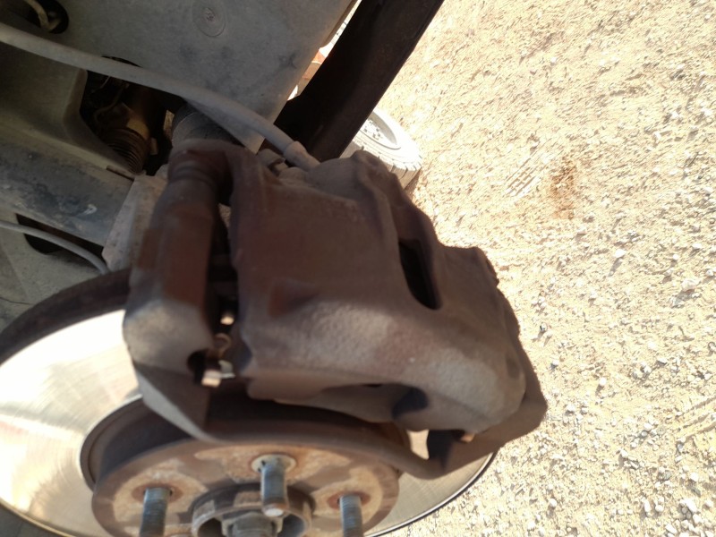 Recambio de pinza freno delantera derecha para ford mondeo iii sedán (b4y) 2.0 16v tddi / tdci referencia OEM IAM 1126716  