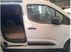 PUERTA DELANTERA DERECHA 9843488980 