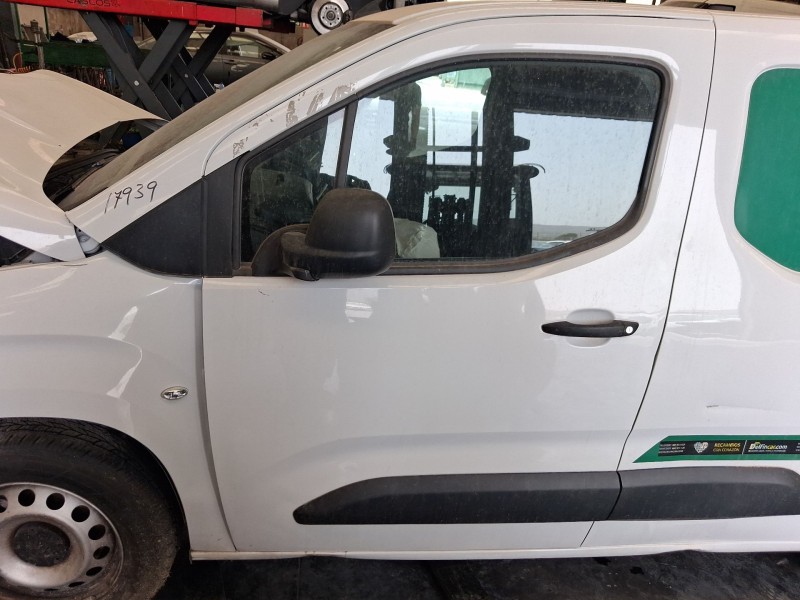 Recambio de puerta delantera izquierda para citroën berlingo furgoneta/monovolumen (k9) 1.5 bluehdi 100 referencia OEM IAM 98434