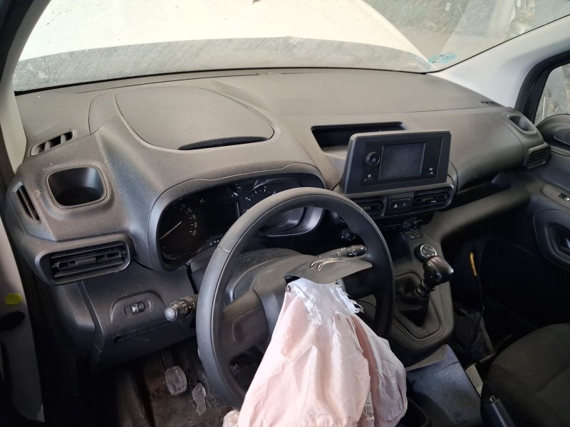 Recambio de salpicadero para citroën berlingo furgoneta/monovolumen (k9) 1.5 bluehdi 100 referencia OEM IAM 16841899ZD  