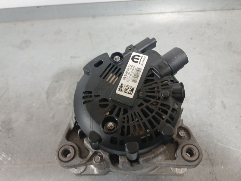 Recambio de alternador para opel mokka 1.2 (76) referencia OEM IAM 9835689480  