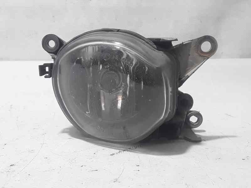 Recambio de faro antiniebla derecho para audi a4 berlina (b5) 1.9 tdi referencia OEM IAM 8D0941700B 89300985 