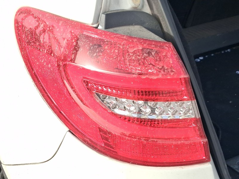 Recambio de piloto trasero izquierdo exterior para mercedes-benz clase b sports tourer (w246, w242) b 180 cdi (246.200) referenc