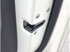CERRADURA PUERTA DELANTERA DERECHA A1667200435 