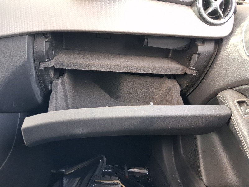 Recambio de guantera para mercedes-benz clase b sports tourer (w246, w242) b 180 cdi (246.200) referencia OEM IAM A24668081019H6
