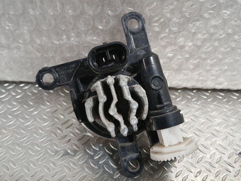 Recambio de faro antiniebla derecho para opel mokka 1.2 (76) referencia OEM IAM 9831303680  