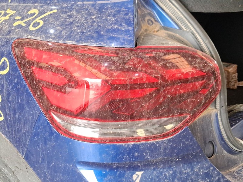 Recambio de piloto trasero izquierdo para dacia sandero iii 1.0 tce 90 eco-g referencia OEM IAM   