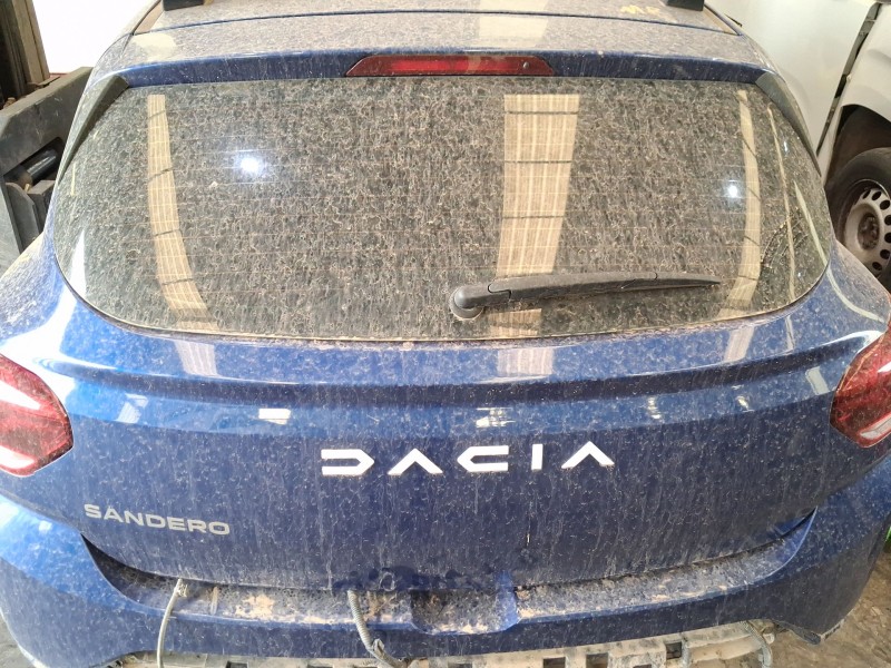 Recambio de porton trasero para dacia sandero iii 1.0 tce 90 eco-g referencia OEM IAM   