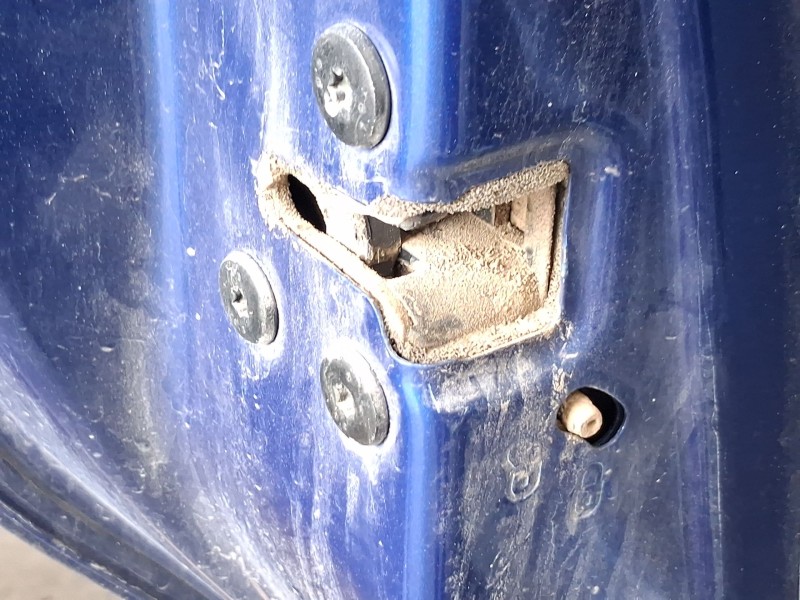 Recambio de cerradura puerta trasera izquierda para dacia sandero iii 1.0 tce 90 eco-g referencia OEM IAM   