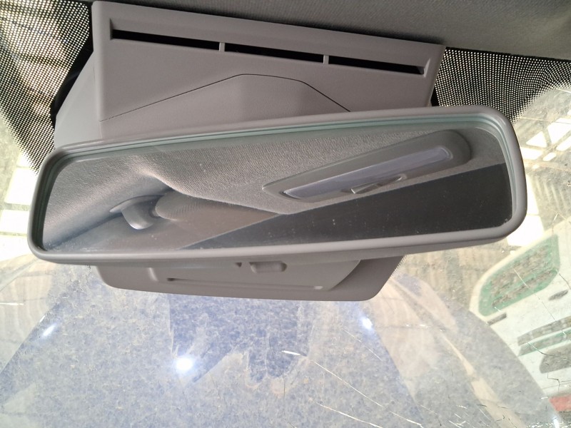Recambio de espejo interior para dacia sandero iii 1.0 tce 90 eco-g referencia OEM IAM   