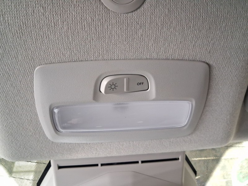 Recambio de luz interior para dacia sandero iii 1.0 tce 90 eco-g referencia OEM IAM   