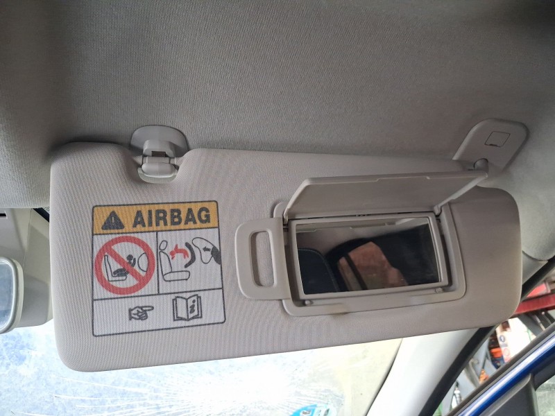 Recambio de parasol derecho para dacia sandero iii 1.0 tce 90 eco-g referencia OEM IAM   