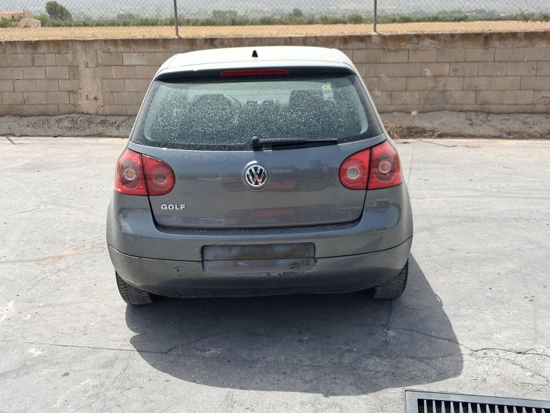 volkswagen golf v (1k1) del año 2006