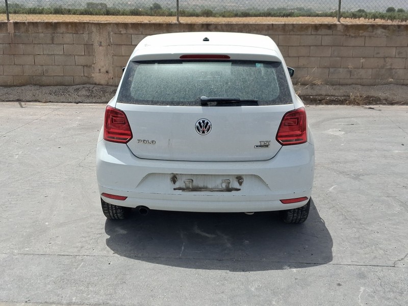 volkswagen polo v (6r1, 6c1) del año 2015