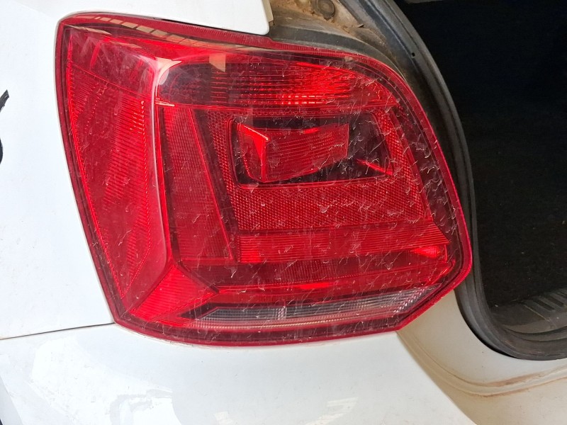 Recambio de piloto trasero izquierdo para volkswagen polo v (6r1, 6c1) 1.2 tsi 16v referencia OEM IAM 6C0945095K  
