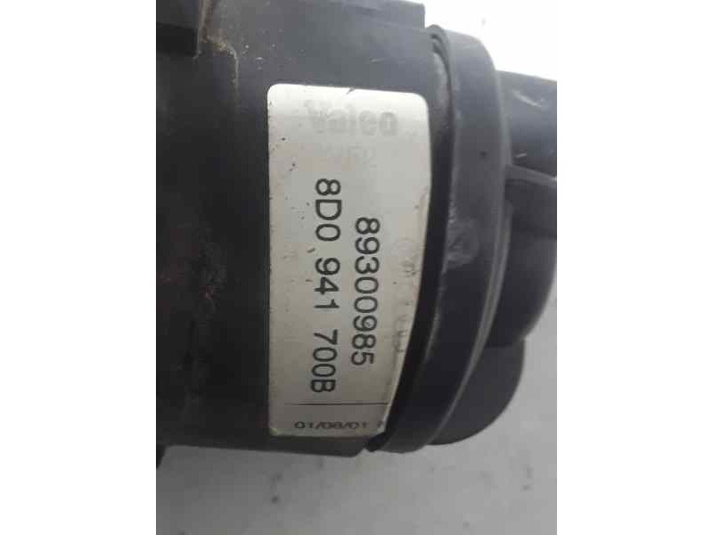 Recambio de faro antiniebla derecho para audi a4 berlina (b5) 1.9 tdi referencia OEM IAM 8D0941700B 89300985 