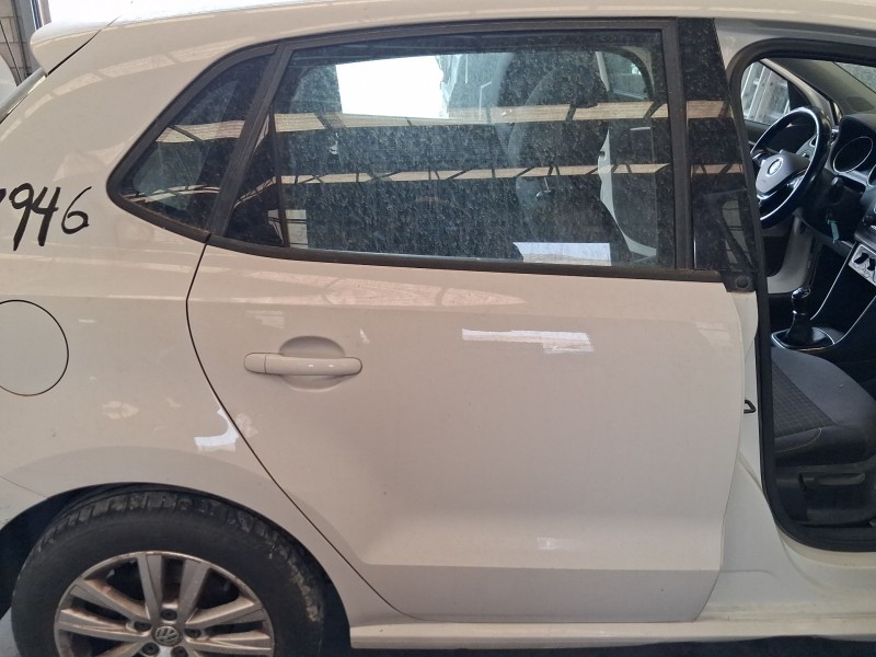 Recambio de puerta trasera derecha para volkswagen polo v (6r1, 6c1) 1.2 tsi 16v referencia OEM IAM 6R4833056J  